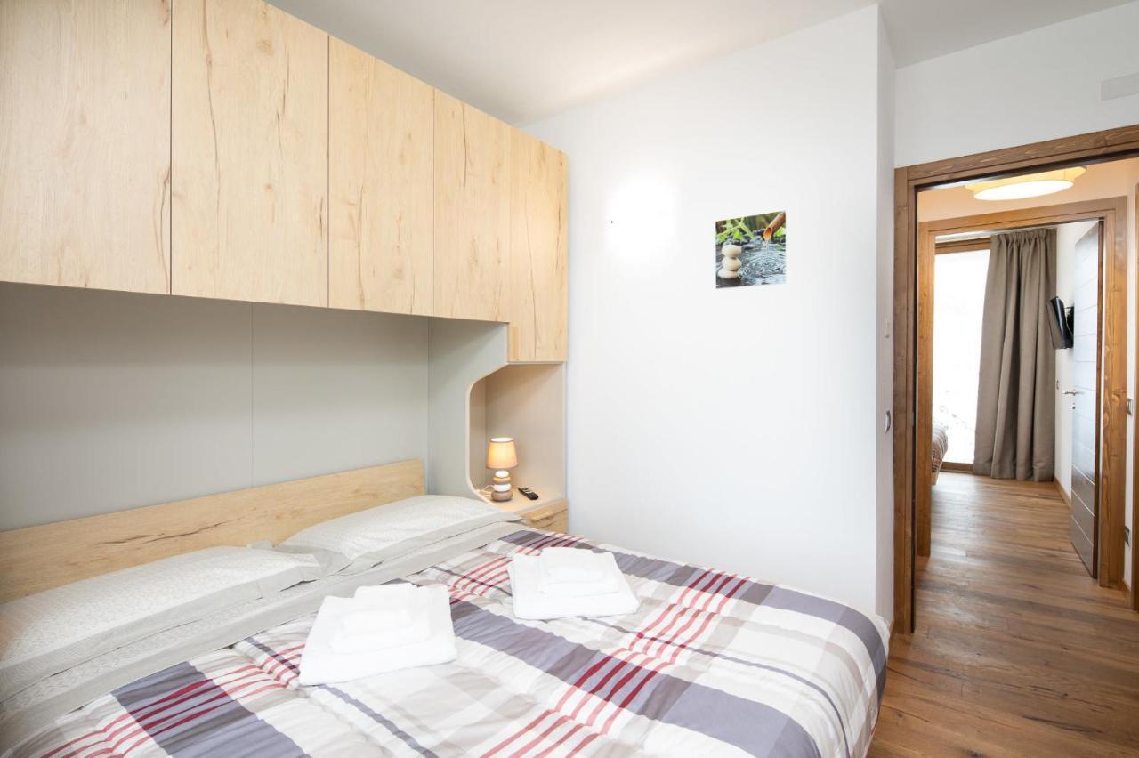 Casa Noemi Apartment Livigno Bagian luar foto