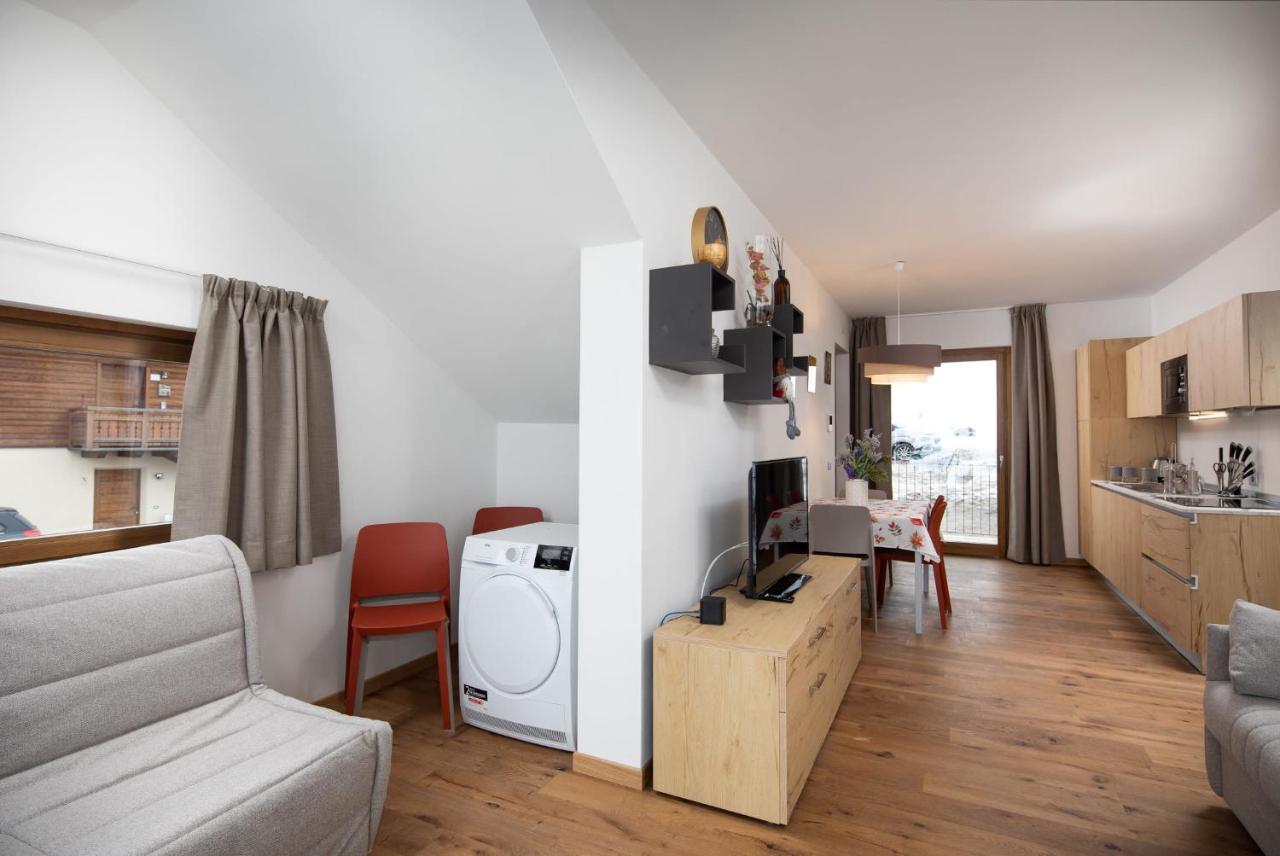 Casa Noemi Apartment Livigno Bagian luar foto
